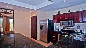 Jaco Beachfront Resort Penthouse
