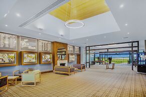 13th Beach Golf Lodges