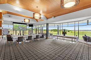 13th Beach Golf Lodges