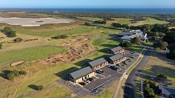 13th Beach Golf Lodges