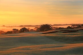 13th Beach Golf Lodges