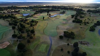13th Beach Golf Lodges