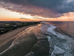 13th Beach Golf Lodges