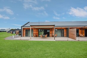 13th Beach Golf Lodges