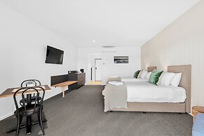 13th Beach Golf Lodges