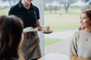 13th Beach Golf Lodges