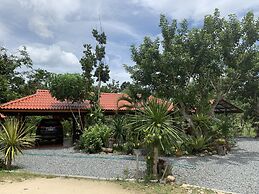 Talaungjit Resort & Garden