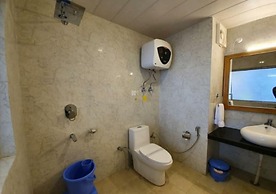 Gezellig Inn - Vardhan Hills