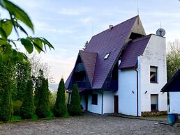 Dubky Hotel