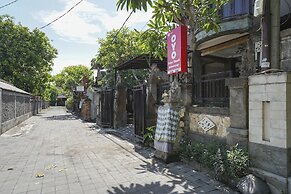 OYO 2321 Griya Shanti Homestay