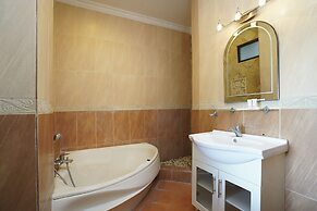 OYO 2321 Griya Shanti Homestay