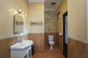 OYO 2321 Griya Shanti Homestay