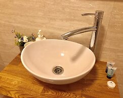 3BR Apt Beach View Best Loc Bat-Yam