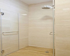 3BR Apt Beach View Best Loc Bat-Yam