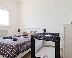 3BR Apt Beach View Best Loc Bat-Yam