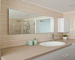 3BR Apt Beach View Best Loc Bat-Yam