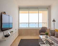 3BR Apt Beach View Best Loc Bat-Yam