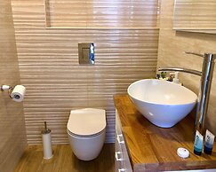 3BR Apt Beach View Best Loc Bat-Yam