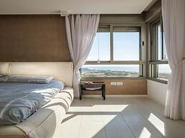 Luxury Mini Penthouse Sea View Best Loc