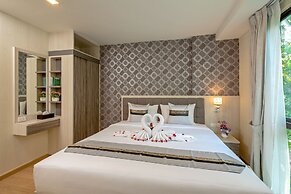 Splendid Sea View Resort