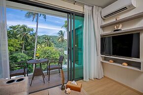 Splendid Sea View Resort