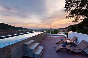 Splendid Sea View Resort