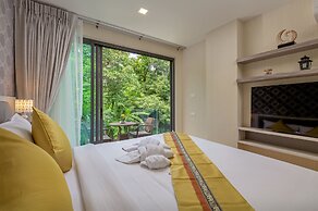 Splendid Sea View Resort