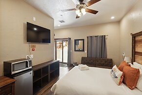 Zion Cliff Lodge
