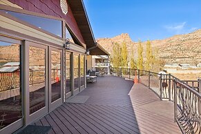 Zion Cliff Lodge