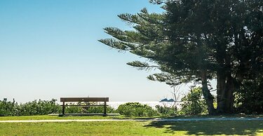 Your Luxury Escape - Karinya at Surfside