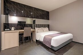 Cheonho Aria Hotel