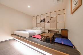 Cheonho Aria Hotel