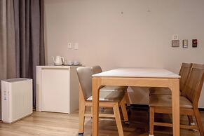 Cheonho Aria Hotel