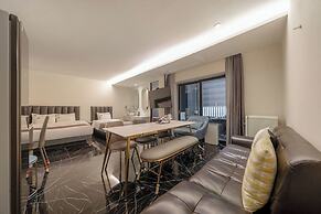 Cheonho Aria Hotel