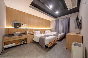 Cheonho Aria Hotel