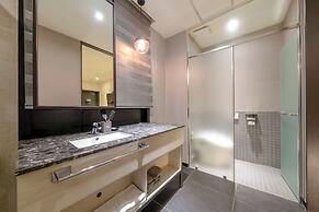 Cheonho Aria Hotel