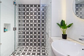 Cozrum Homes Premier Residence