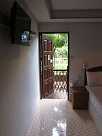 Baan Suan Chan Resort