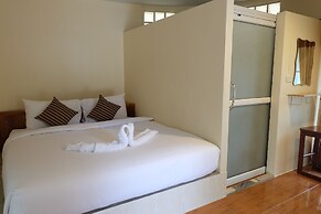 Baan Suan Chan Resort