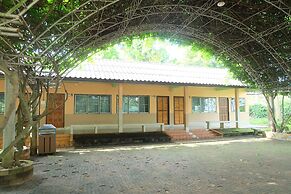 Baan Suan Chan Resort