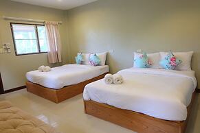 Baan Suan Chan Resort