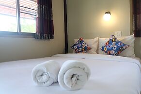 Baan Suan Chan Resort