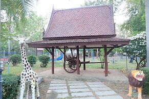 Baan Suan Chan Resort