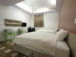 Propitious Castle B&B