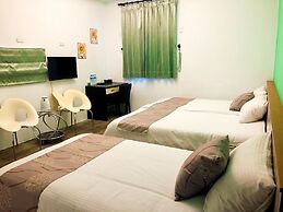 Propitious Castle B&B