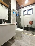 Propitious Castle B&B