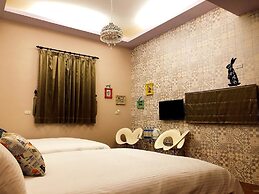 Propitious Castle B&B