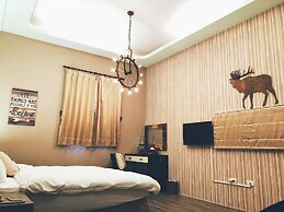 Propitious Castle B&B