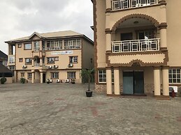 Golden Home Inn Hotel & Suites
