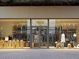 Elix, Mar-Bella Collection